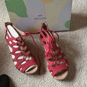 Earth Origins Red Lace-Up Sandals